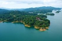 Lake Kenyir Resort Kuala Terengganu Exterior foto